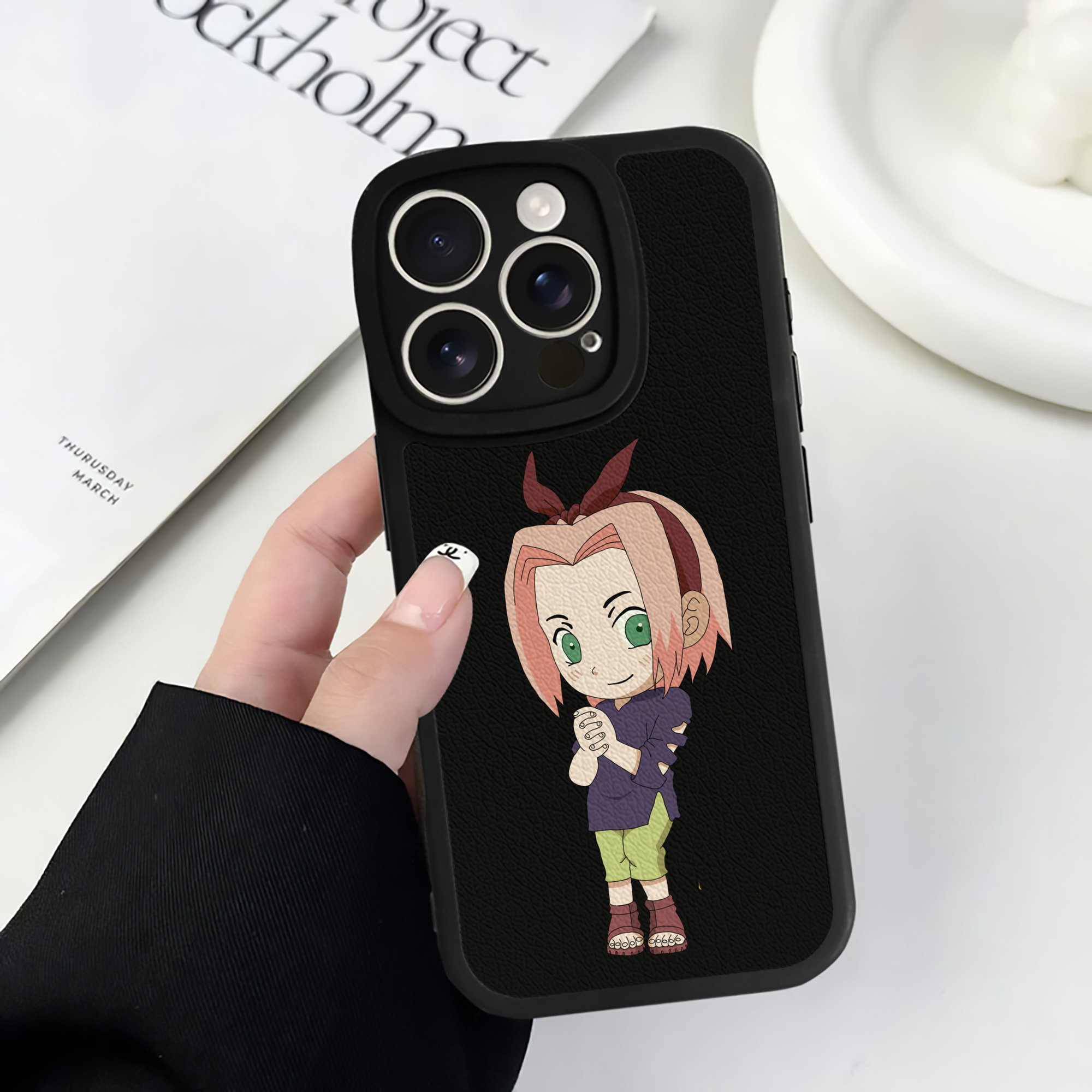 （画像用） NARUTO -ナルト- 春野サクラ Haruno Sakura 【iPhone 16シリーズ対応】シリコンスマホケース（レザー調） 材質：シリコン